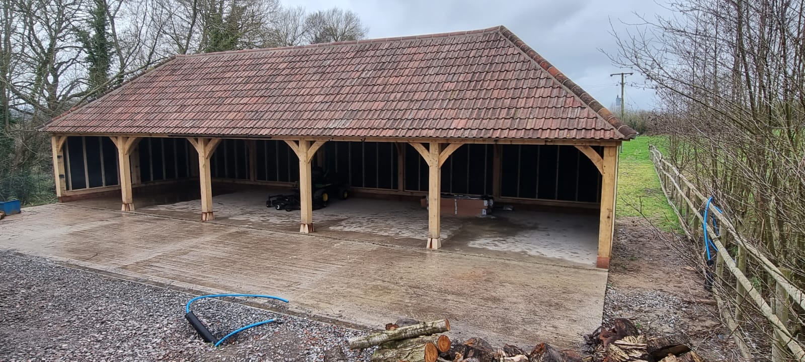Oak Framed Carriage House with Reclaimed Roof Tiles